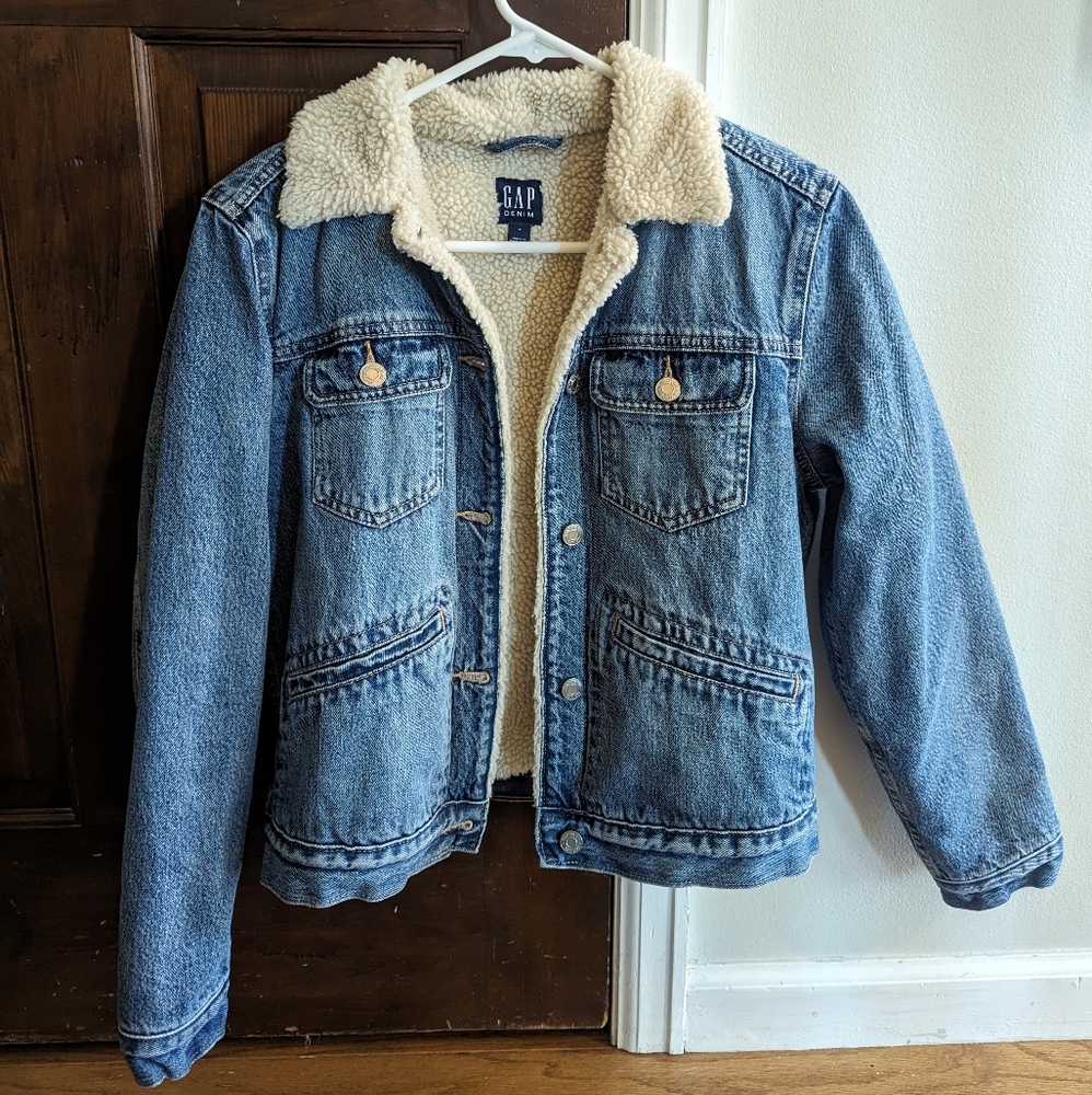 Women's GAP denim Sherpa jacket size small